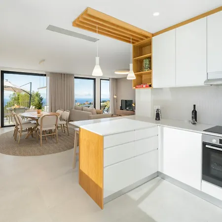 Wonderful Tranquil With Poolcasa Laranja Villa