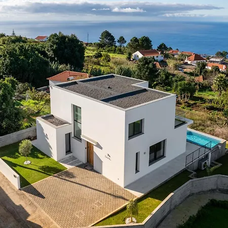 Wonderful Tranquil With Poolcasa Laranja Prazeres